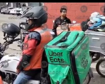 Protestan Repartidores en Puebla contra Ley de Movilidad: