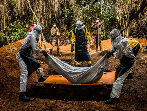 17int-Ebola-WTK-vwgb-superJumbo La OMS declara emergencia internacional por brote de ébola en África Central