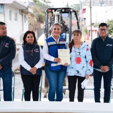 La alcaldesa Lupita Cuautle inicia rehabilitación de la calle Francisco Villa en Concepción Guadalupe, San Andrés Cholula