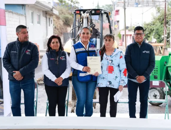 La alcaldesa Lupita Cuautle inicia rehabilitación de la calle Francisco Villa en Concepción Guadalupe, San Andrés Cholula