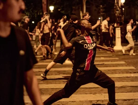 Festejos del PSG en París dejan un muerto, cientos de detenidos y decenas de heridos