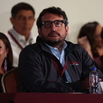 Andrés Manuel López Beltrán renuncia como secretario de Organización de Morena para buscar diputación en Tabasco