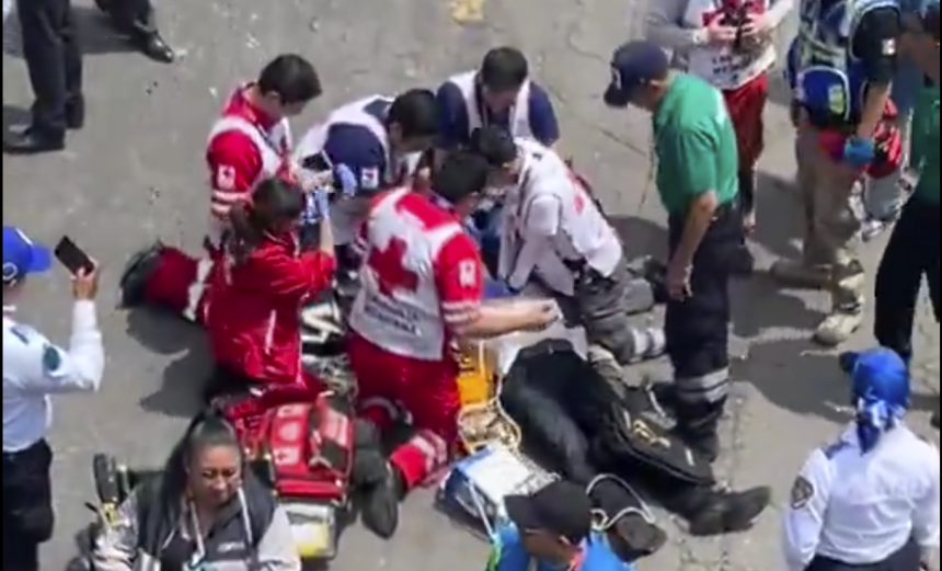 Aficionado sufre presunto paro cardiaco en el Estadio Ciudad de México antes de la inauguración de la Copa del Mundo