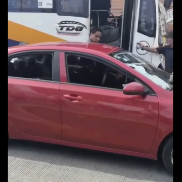 Captura-de-pantalla-2026-06-17-a-las-9.45.44-a.m Nueva agresión entre chofer de transporte público y automovilista en Puebla pone en evidencia la necesidad de soluciones viales
