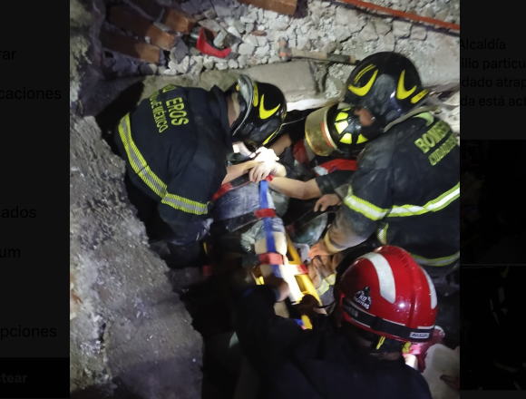 Derrumbe en la colonia Hipódromo Condesa deja un fallecido y una mujer lesionada