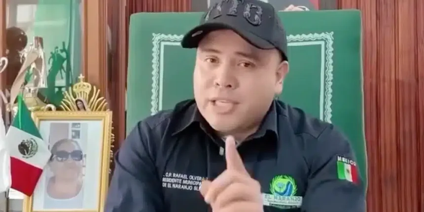 Alcalde de El Naranjo organiza festejo por el Día del Padre con polémico espectáculo