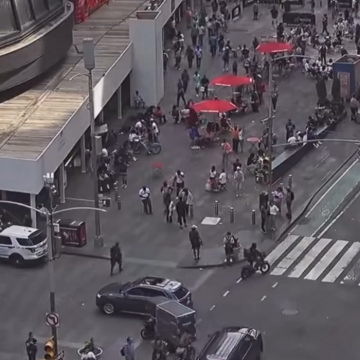 Tiroteo en Times Square genera alarma; policía detiene a un sospechoso y asegura un arma