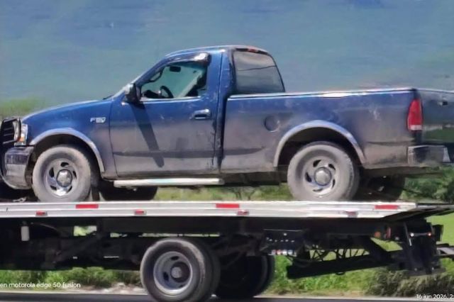 e-consulta_37_3 Localizan camioneta que atropelló a mujer en Tehuacán; conductor permanece prófugo