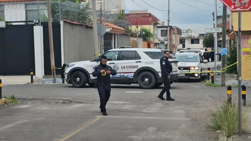elementos-policia-municipal-acordonaron-zona Hombre asesinado por robo de bicicleta en la colonia Loma Linda, Puebla