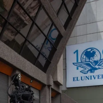 El Universal ofrece disculpas por entrevista falsa atribuida a Carlos Monsiváis