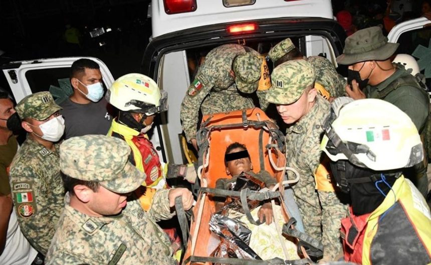 Ejército mexicano rescata a dos personas tras sismos en Venezuela