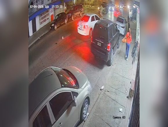 Atropellan-a-mujeere-en-Ahome-4 Buscan al conductor que arrolló a una mujer en Los Mochis, Sinaloa