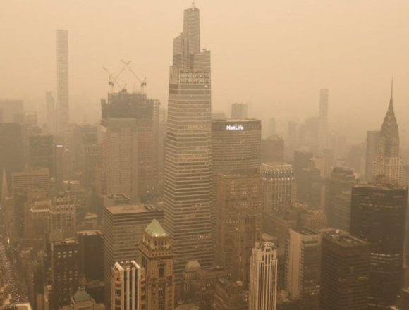 Captura-de-Pantalla-2026-07-17-a-las-9.57.20-a.m Incendios en Canadá afectan la calidad del aire en Nueva York y ponen en riesgo la final del Mundial