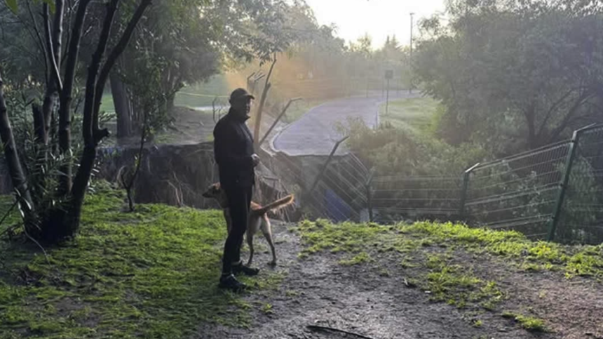 Lluvias causan deslave y colapso de ciclovía en el Parque Metropolitano de Puebla