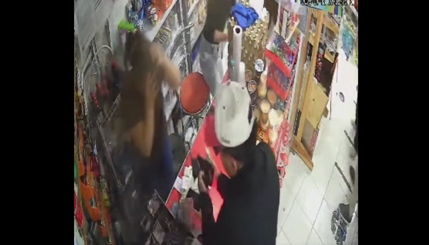 Captura-de-pantalla-2026-07-14-a-las-3.40.35-p.m Asalto a mano armada en tienda de San Jerónimo Caleras genera alarma entre vecinos