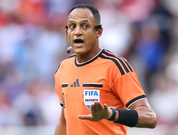 Ismail Elfath será el árbitro de la semifinal entre Argentina e Inglaterra en el Mundial 2026