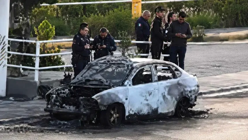 IMG_6121 Caen miembros de la Familia Michoacana en Puebla; uno estaría vinculado a auto calcinado en Periférico