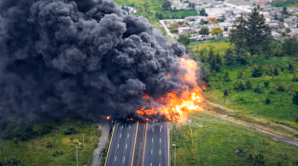 ML2J242FFNH5VDJCIBHQH7MXSY Explosión de pipa en la carretera Puebla-Veracruz moviliza a autoridades de Tlaxcala