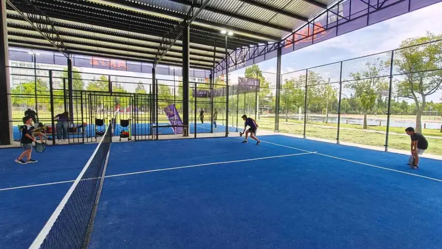 gobierno-instalara-canchas-de-padel-en-4-parques-de-puebla-con-inversion-privada Canchas de pádel en Parque del Arte operan bajo concesión privada con costo de renta