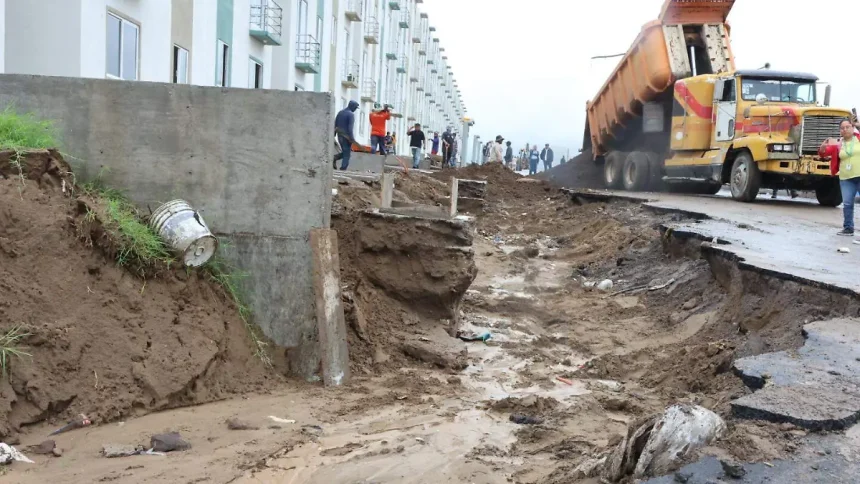 image-2 Deslave afecta viviendas en Veracruz tras lluvias; obras de reparación ya iniciaron