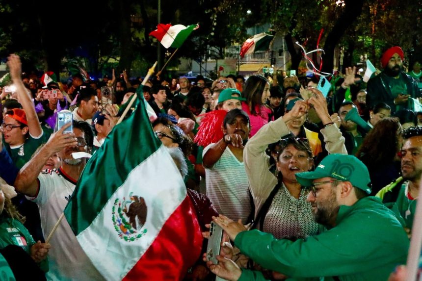 mexico-festejos-ecuador-mundial-2026 No habrá suspensión de clases ni home office el lunes 6 de julio tras el partido México vs Inglaterra